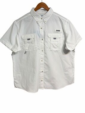 Columbia Women’s White Short-Sleeve Button-Down Fishing Shirt